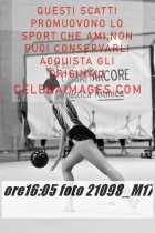 21098_M17-