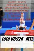 03924_M19-