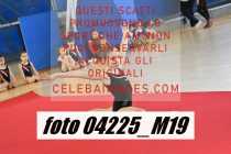 04225_M19-