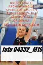 04352_M19-