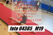 04385_M19-