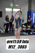 M12_3865
