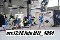 M12_4054