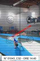 01043_C32